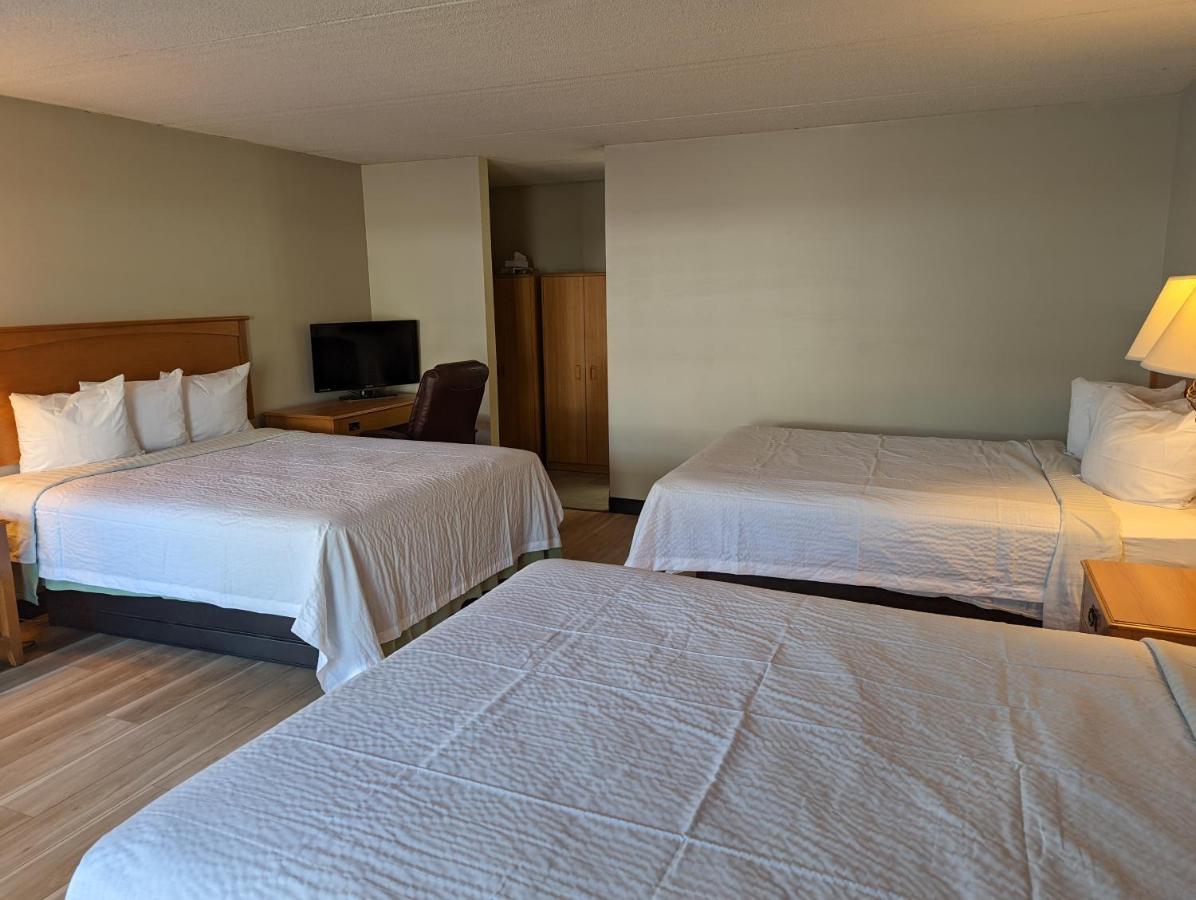 Days Inn By Wyndham Birch Run Zewnętrze zdjęcie