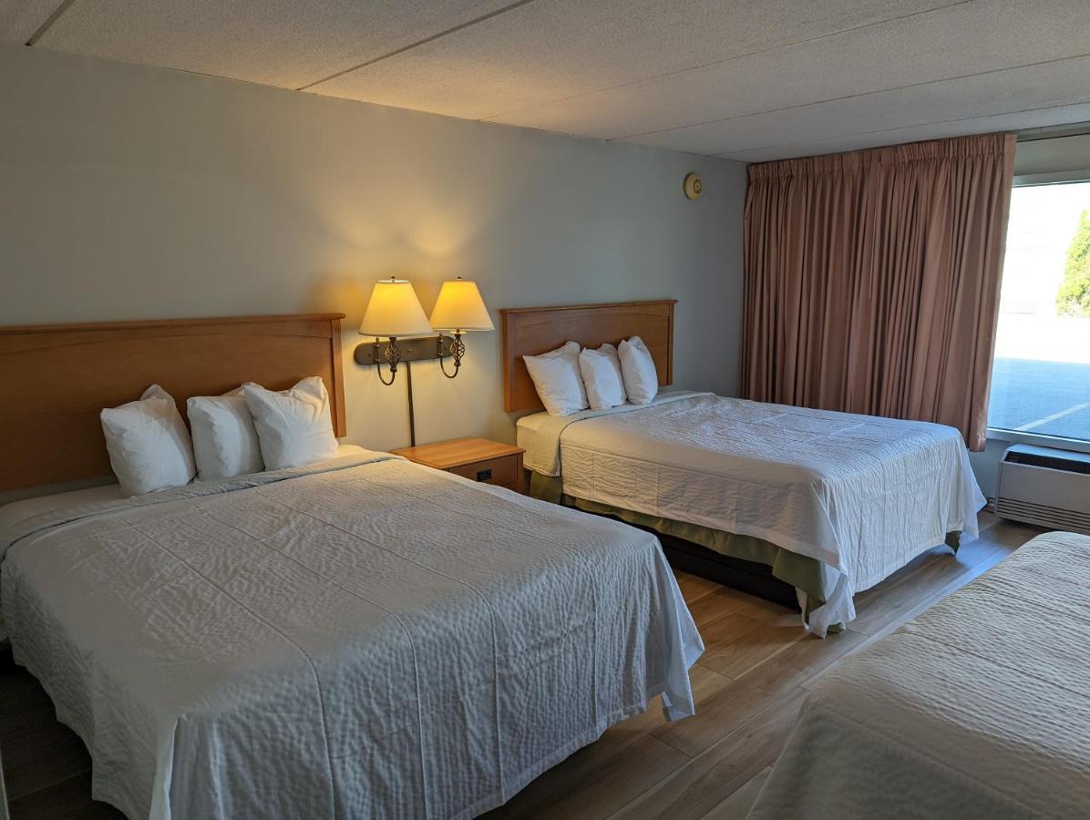 Days Inn By Wyndham Birch Run Zewnętrze zdjęcie