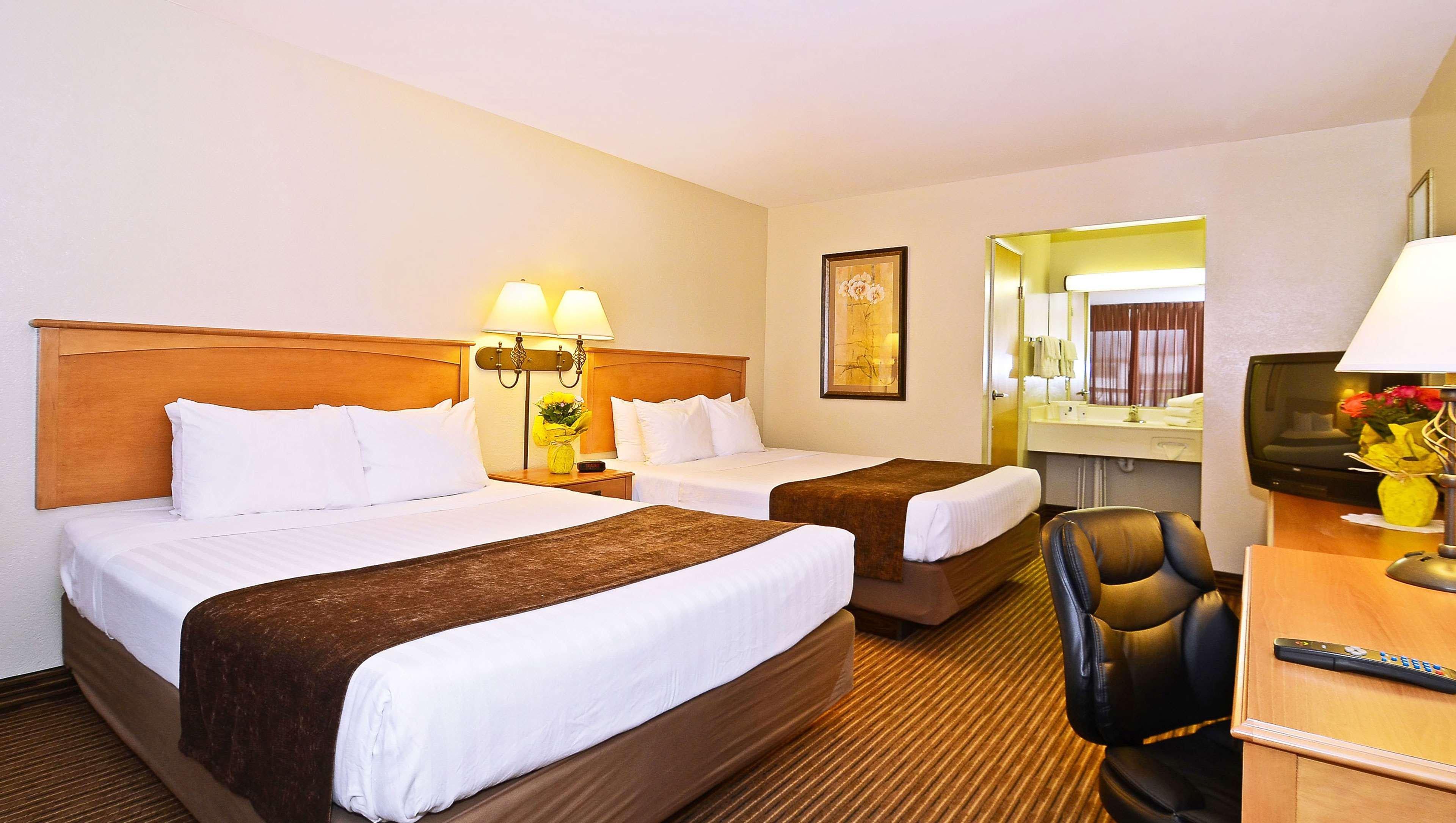 Days Inn By Wyndham Birch Run Zewnętrze zdjęcie