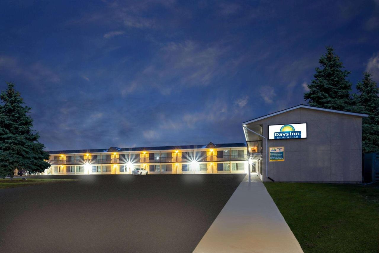 Days Inn By Wyndham Birch Run Zewnętrze zdjęcie