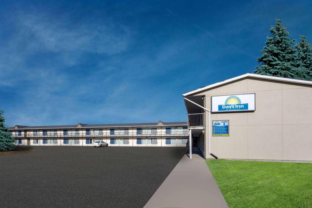 Days Inn By Wyndham Birch Run Zewnętrze zdjęcie
