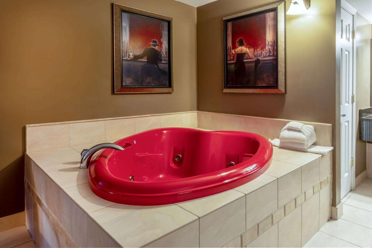 Days Inn By Wyndham Birch Run Zewnętrze zdjęcie