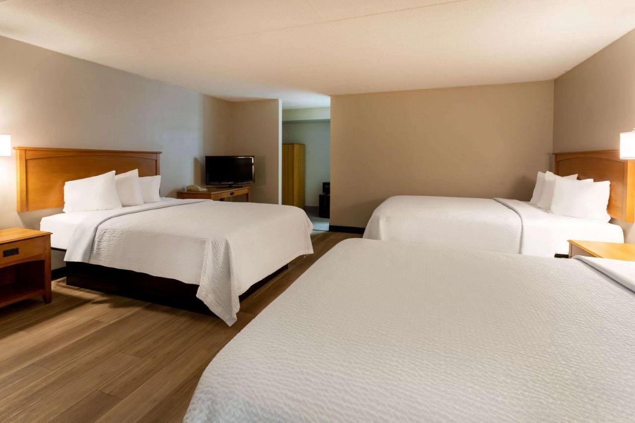 Days Inn By Wyndham Birch Run Zewnętrze zdjęcie