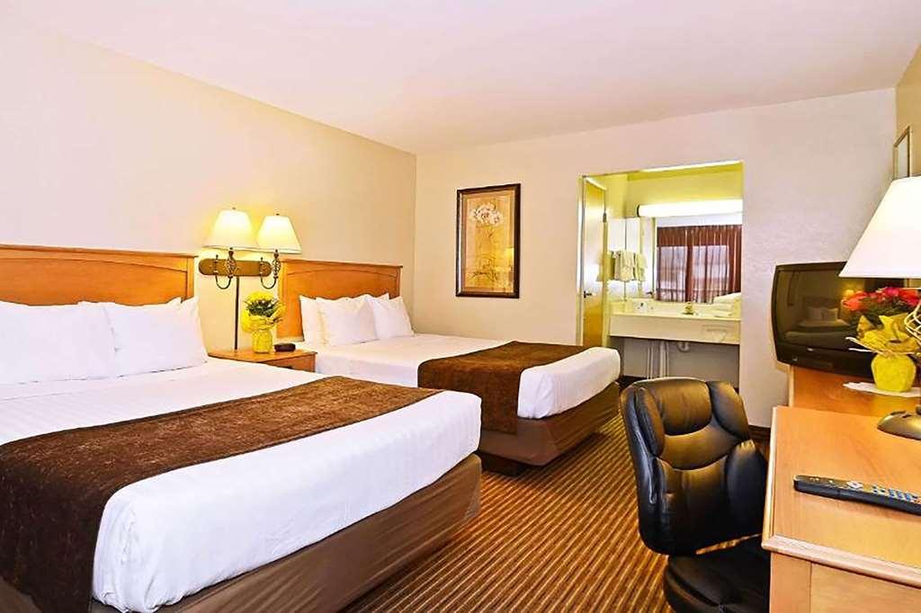 Days Inn By Wyndham Birch Run Pokój zdjęcie